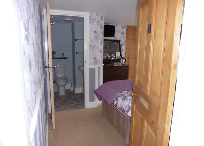 Hillside Bed & Breakfast