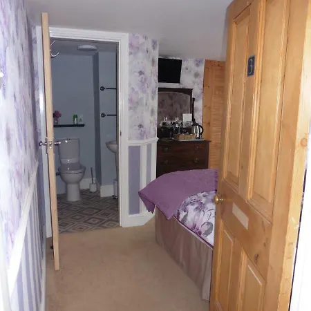 Hillside Bed & Breakfast
