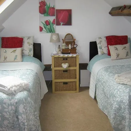 Hillside Nocleg ze śniadaniem *